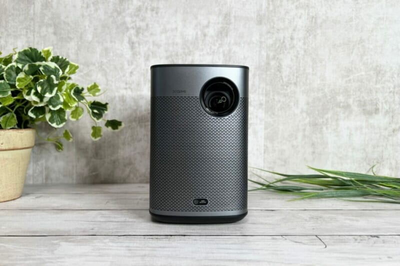 XGIMI Halo+ レビュー｜モバイルプロジェクターでも最高峰の性能！映像も綺麗で自動補正にも優れ使い勝手が最高