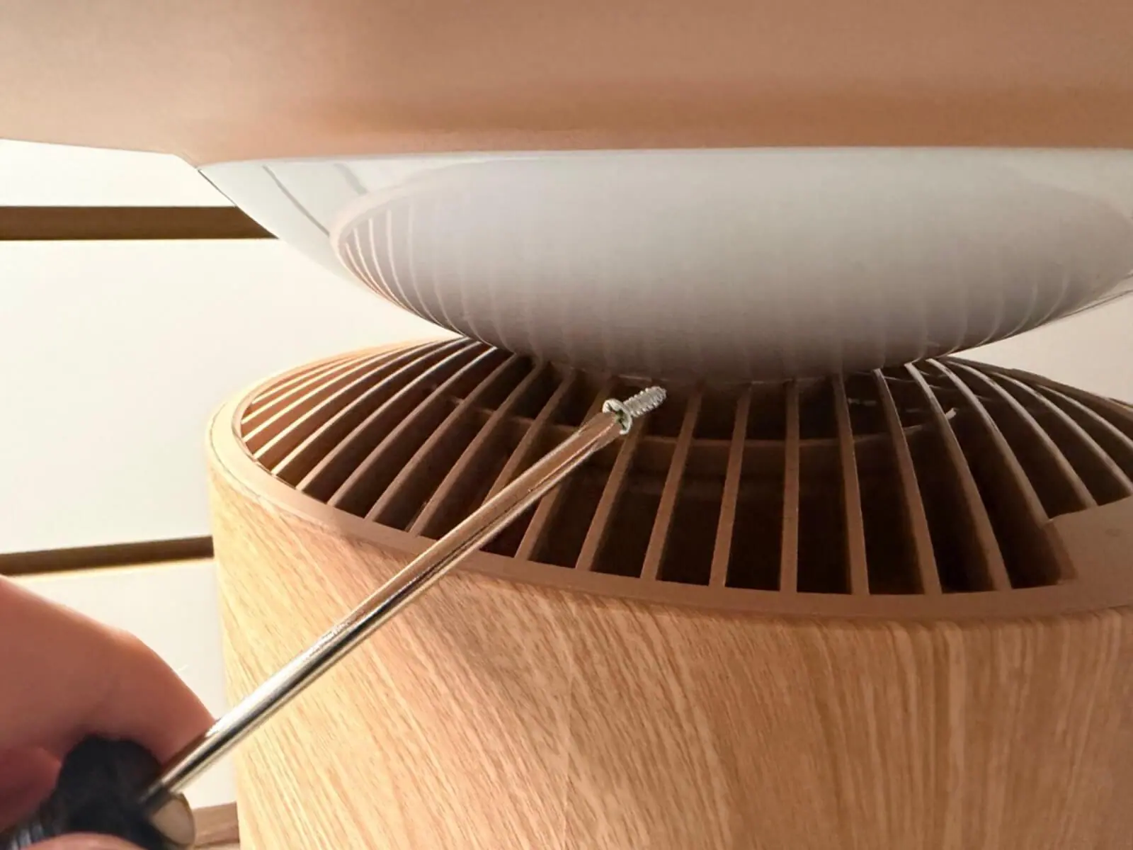 SwitchBot空気清浄機Table(ナチュラル)レビュー｜家具と家電が融合した