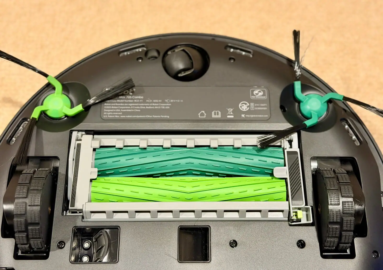 未使用　ルンバ705 Combo AutoWash 最上位 Roomba Max 705 Combo ロボット + AutoWash 充電ステーション | アイ