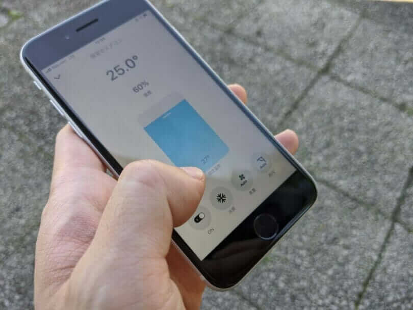 Nature Remo 3本体の外観（背面・ラベル）