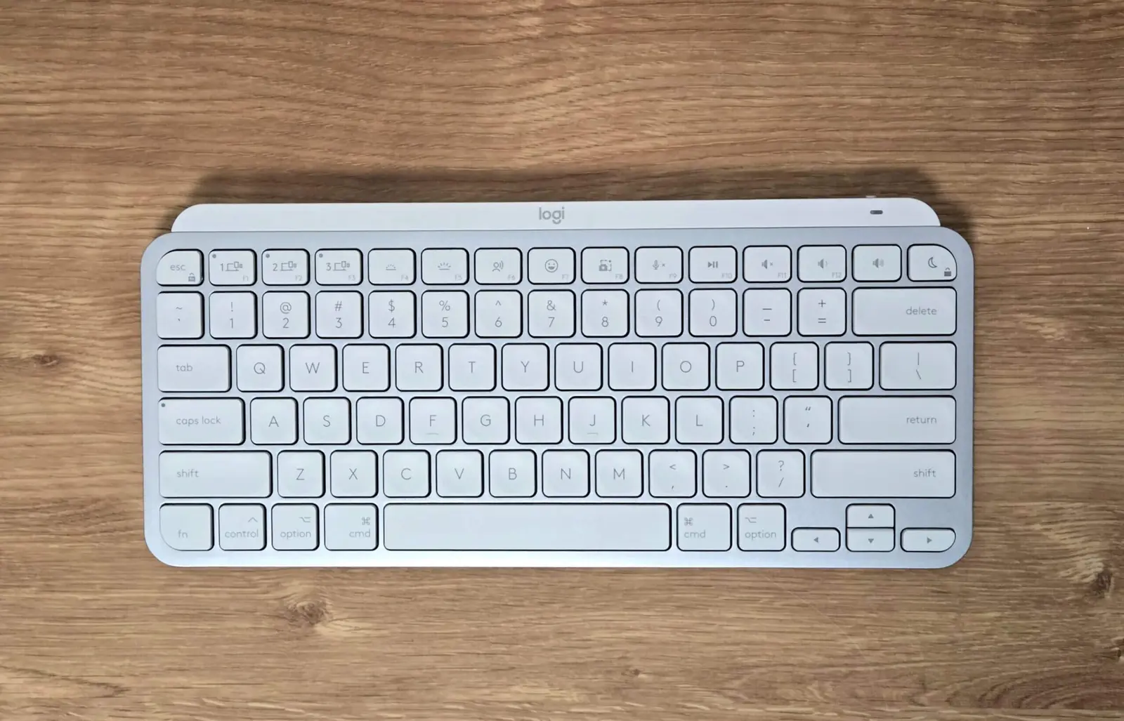 Logicool MX Keys Mini レビュー｜打鍵感とマルチペアリングが光る