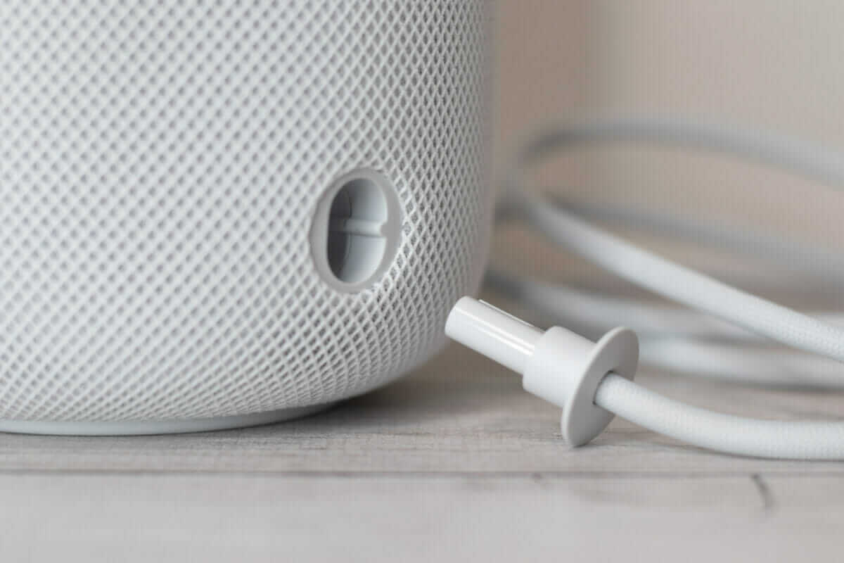 HomePod（第2世代）の電源コード分離部分