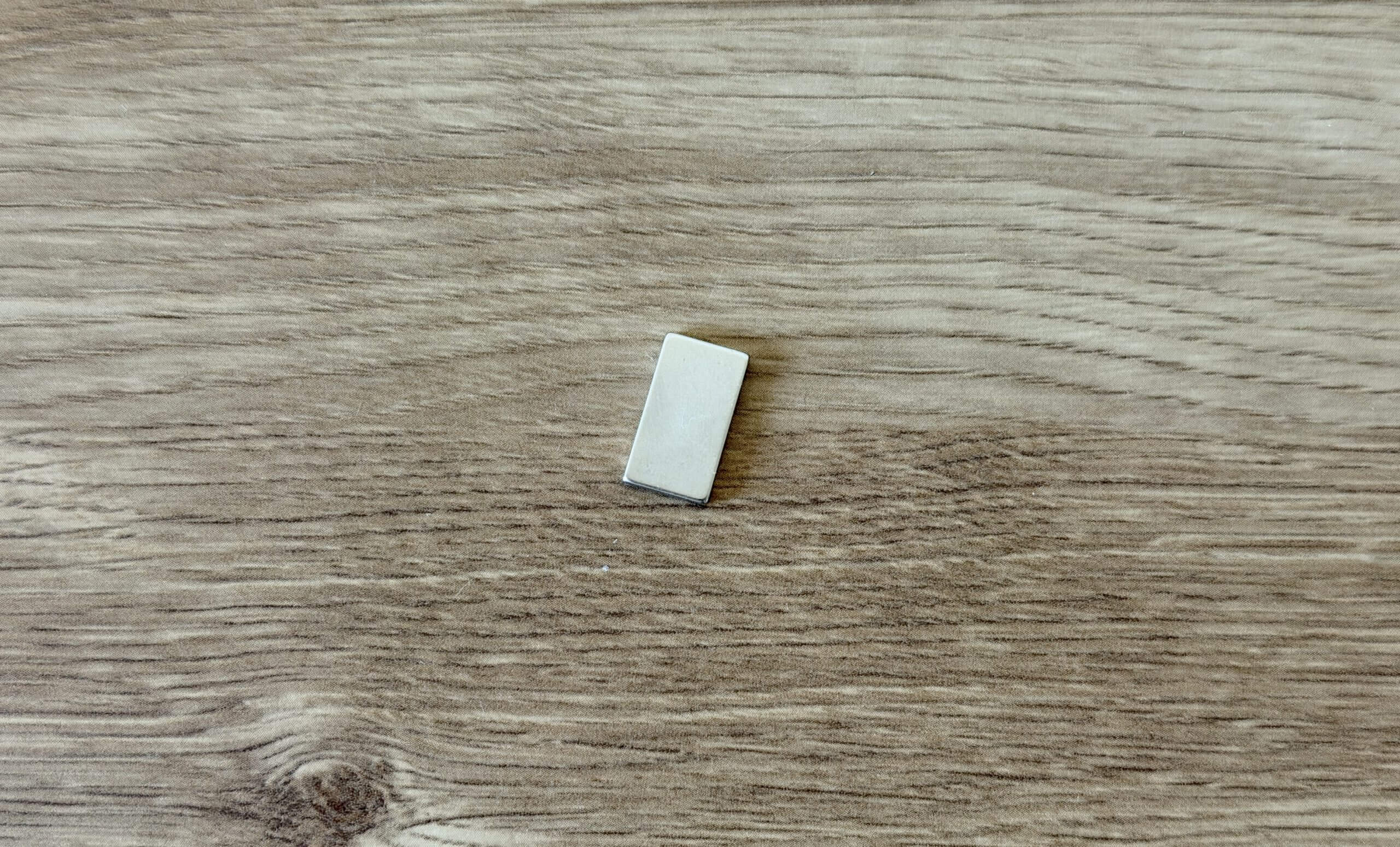 マグネットの外観