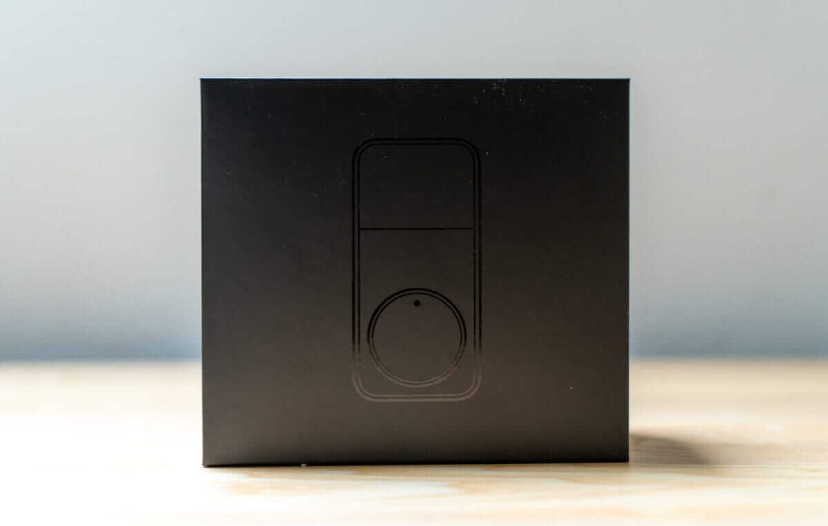 SwitchBotロックProの外箱