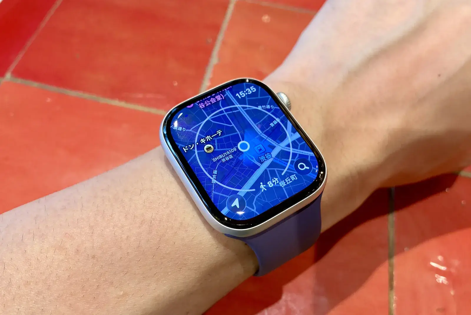 Apple Watch Series 11。マップやワークアウトなど、iPhoneを取り出さずに済む場面が想像以上に多いです