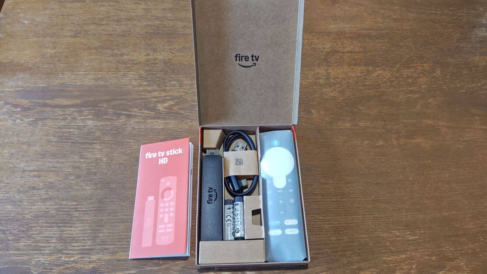 Fire TV Stick HDの同梱品
