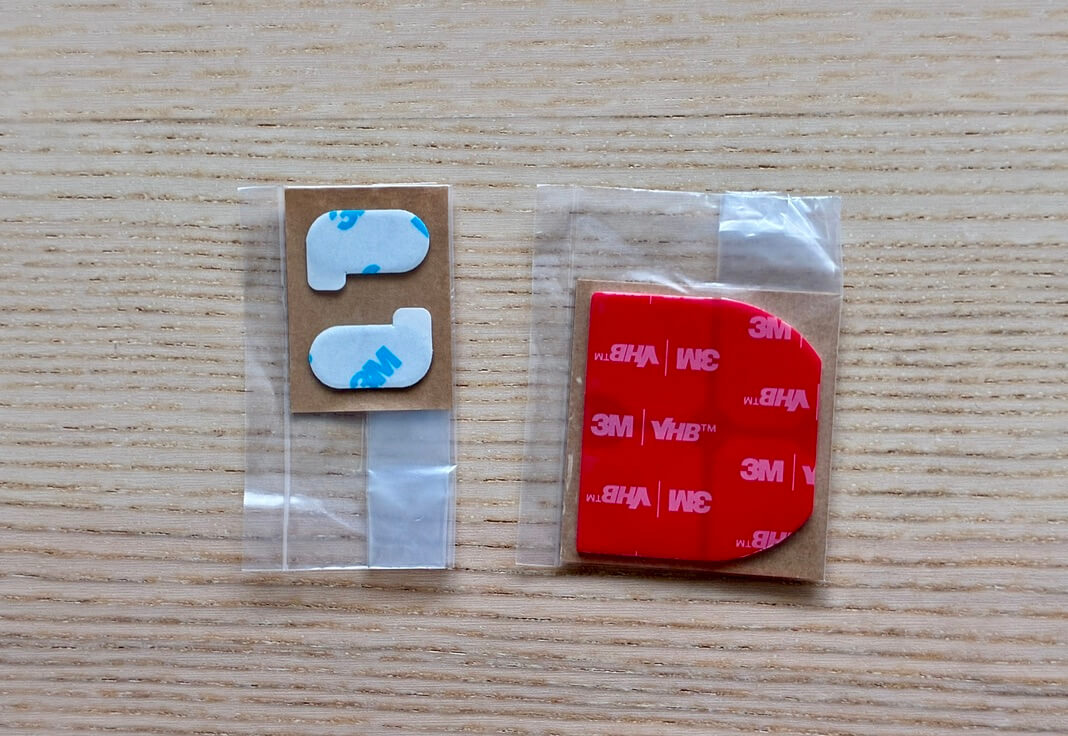 Nature Lockの両面テープと調整部品