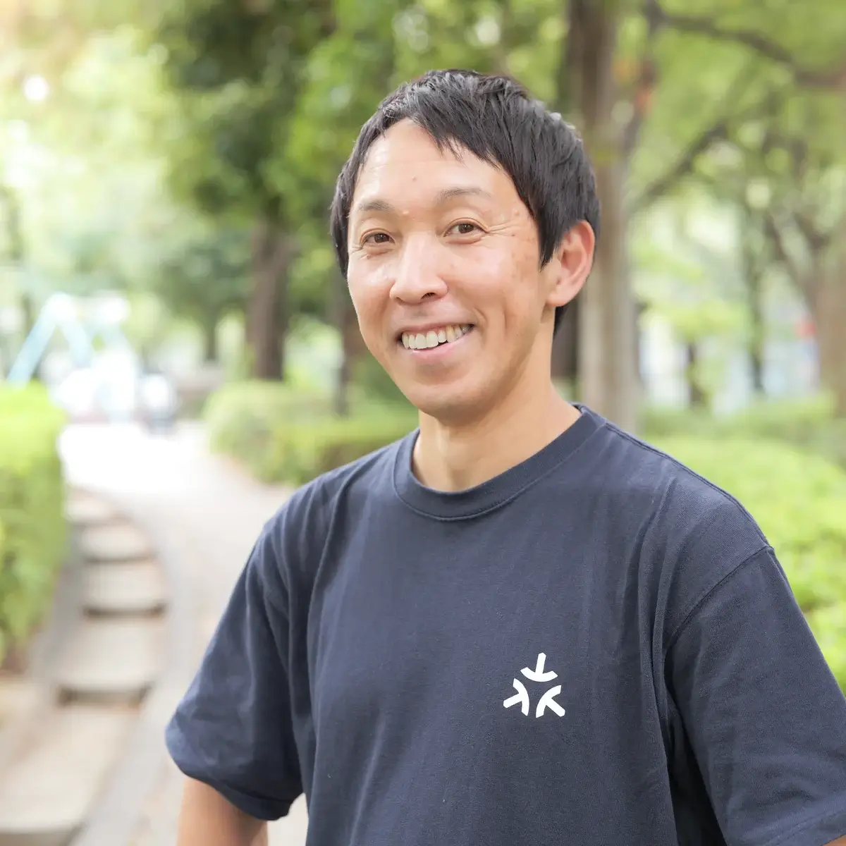 新貝 文将