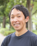 新貝 文将 氏