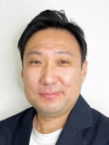 松井 伊織 氏